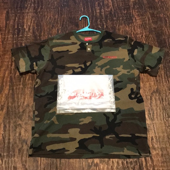 Supreme Pique S/S Henley - Woodland Camo - Picture 2 of 6